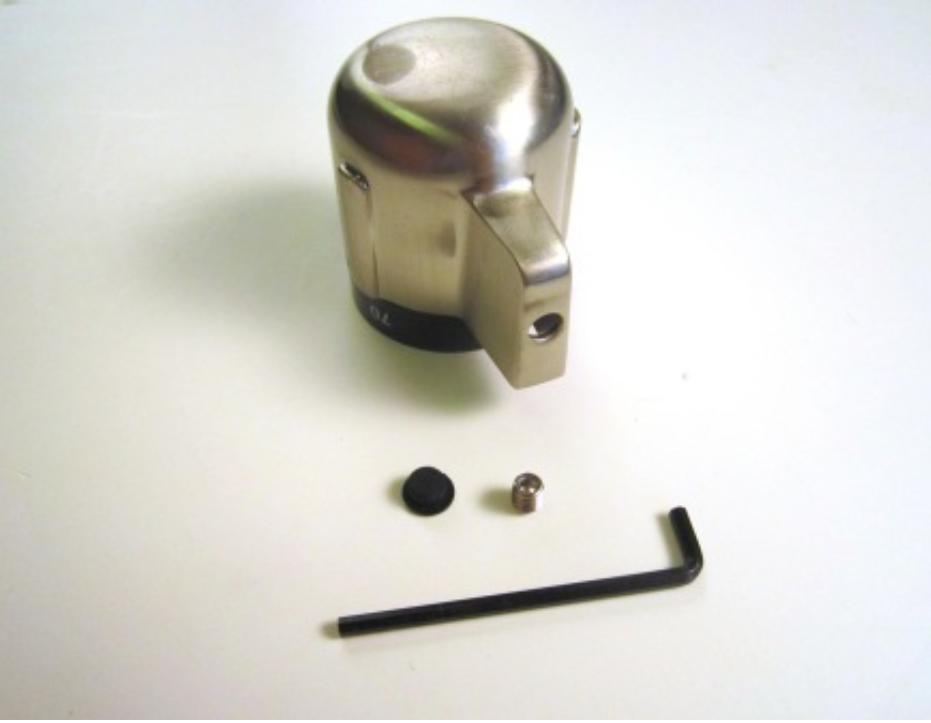 The handle with set screw, handle cap and hex wrench.
